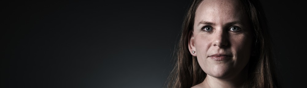 Aurea Marston – Singer