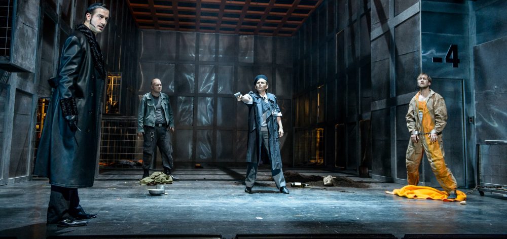 Aurea Marston – Singer